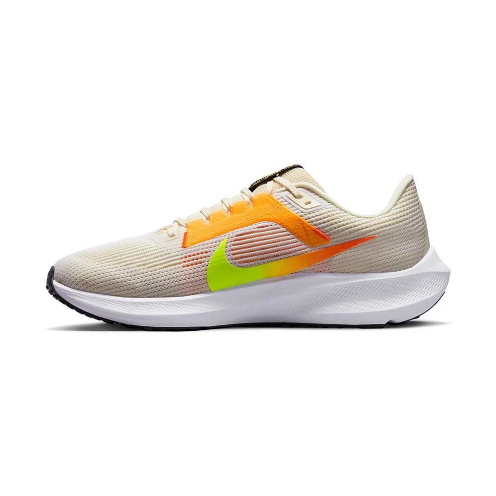 Nike Men's Air Zoom Pegasus 40 Running Shoe- White/Multi Color/Coconut - Regular (D) 4 Nike Men's Air Zoom Pegasus 40 Running Shoe- White/Multi Color/Coconut - Regular (D) - Image 2
