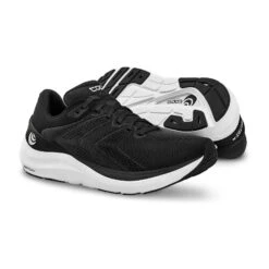 Topo Athletic Men's Phantom 2 Running Shoe - Black/White - Regular (D) 18 Topo Athletic Men's Phantom 2 Running Shoe - Black/White - Regular (D) -The Famous Shoe Store M046 BLK 3